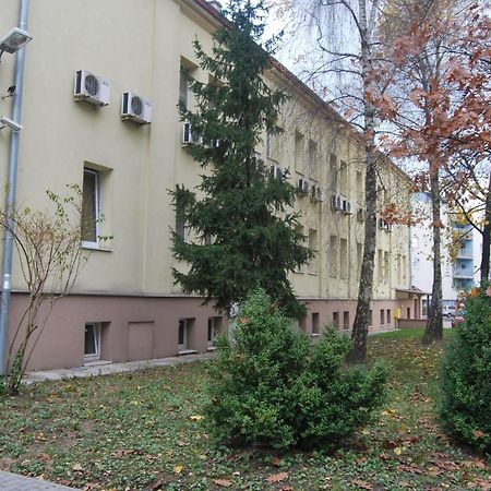 Aparthotel Bajeczna Krasków Eksteriør bilde