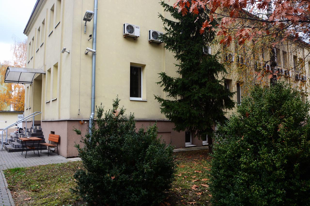 Aparthotel Bajeczna Krasków Eksteriør bilde