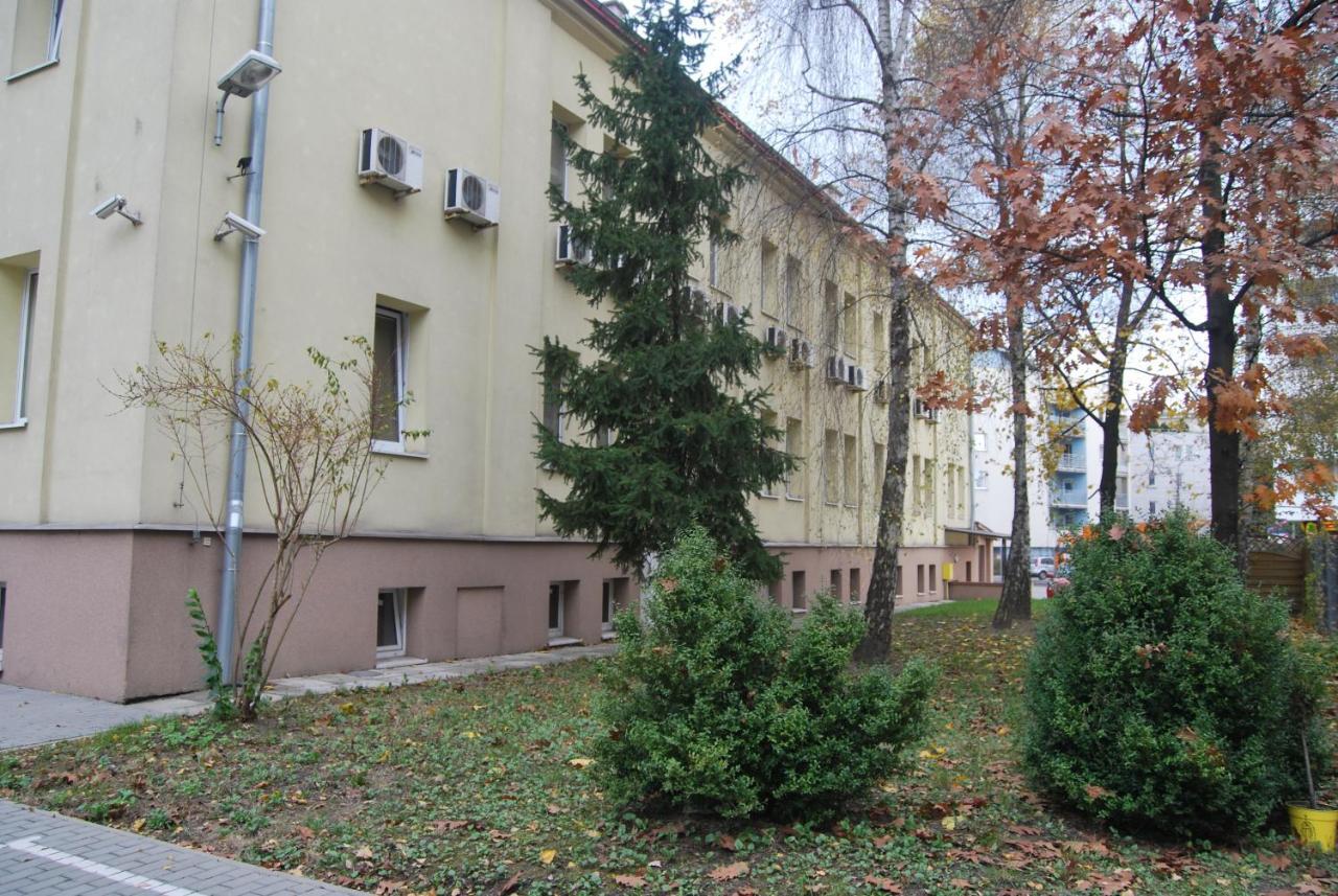 Aparthotel Bajeczna Krasków Eksteriør bilde